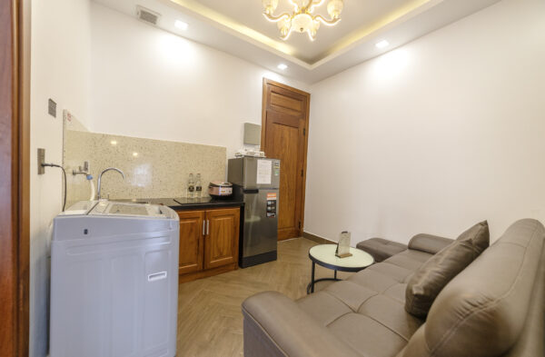 Căn Hộ 2 Phòng Ngủ Có Ban Công - View Một Phần Núi
